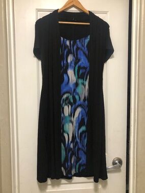 East 5th women dress size M